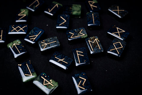Resin futhark runes