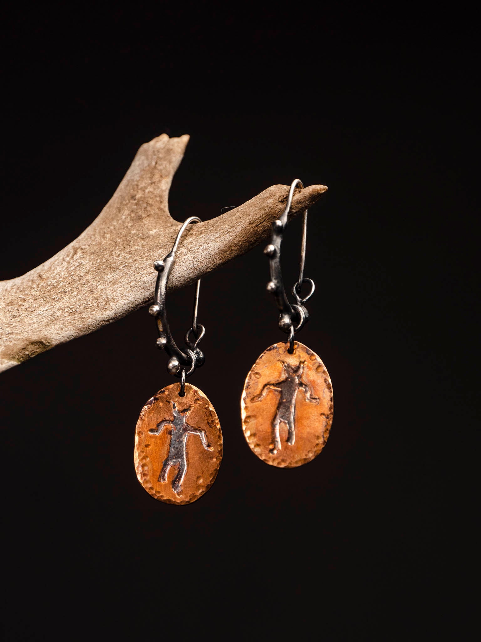 Hossa silver accent earrings